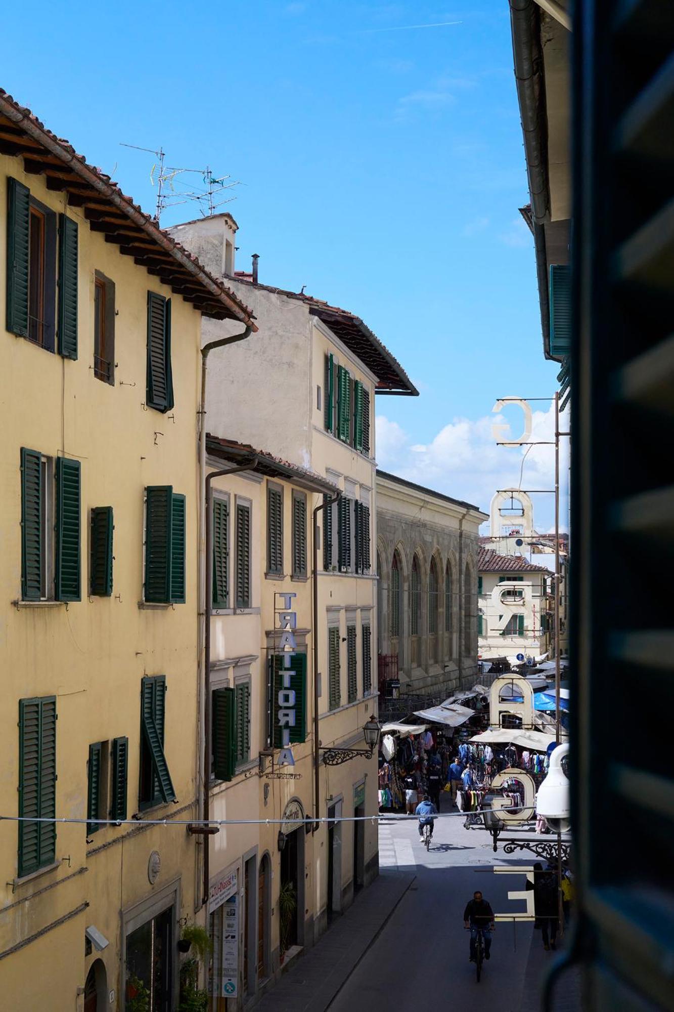 Panicale Blue Historic 1Br Stay Near Medici Chapels & Mercato Centrale Florenţa Exterior foto