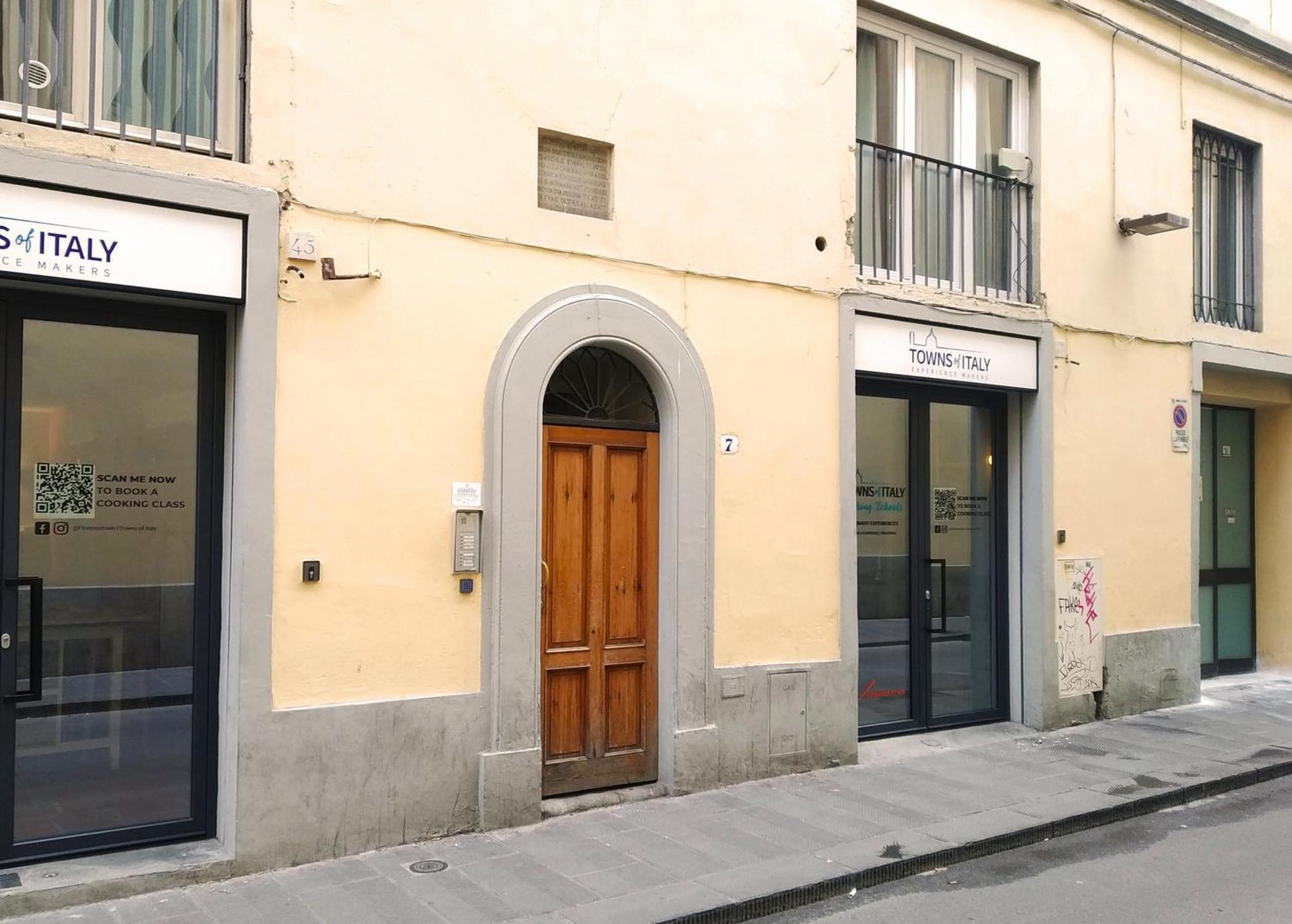 Panicale Blue Historic 1Br Stay Near Medici Chapels & Mercato Centrale Florenţa Exterior foto